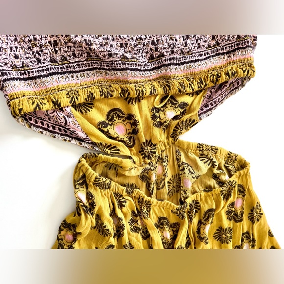 Free People Maribelle Gold Cut-Out Boho Wide Leg Halter Jumpsuit Size Medium - Picture 9 of 13